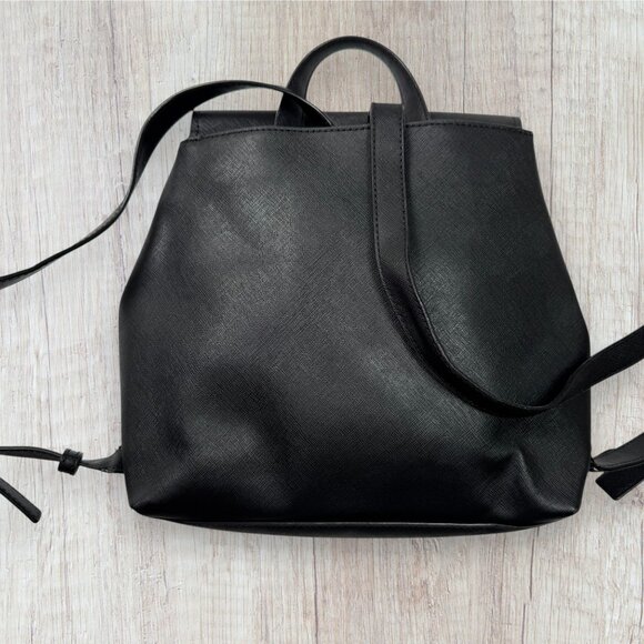 Kate Spade x Disney Minnie Mouse Black Leather Backpack with Red Polka Dot Bow - Picture 7 of 12